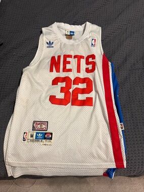 Julius “Doctor J” Erving jersey—Mens Medium